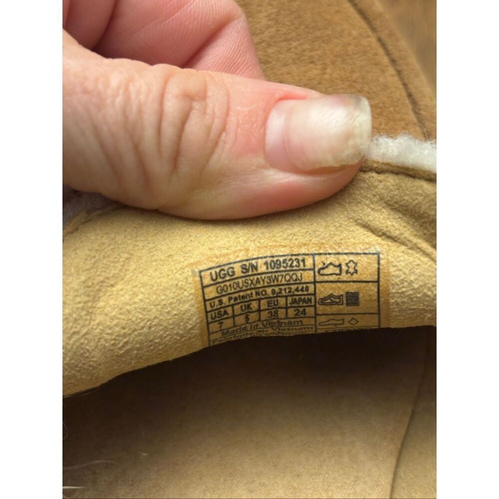Ugg loafer - Picture 10 of 10